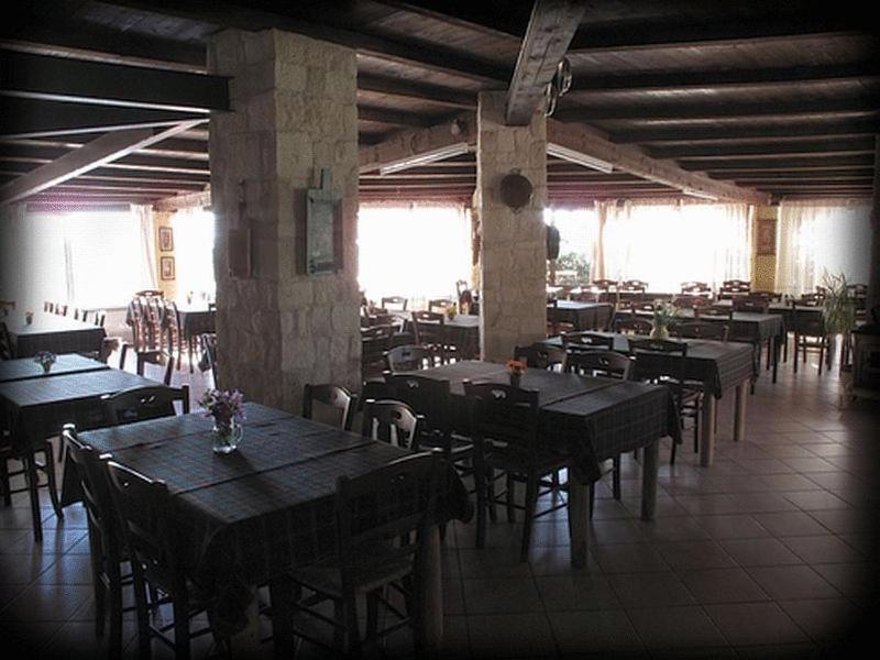 Hotel Turismo Rurale Montitundu Portisco Bagian luar foto